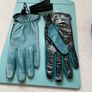 Leather ladies gloves Image 3