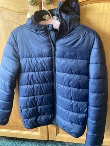 Navy Padded coat with hood. Suit 10/11 yrs