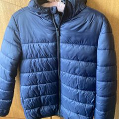 Navy Padded coat with hood. Suit 10/11 yrs