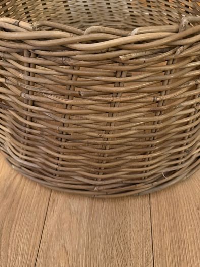 Christmas Tree wicker skirt