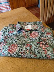 Womans plus size. Khaadi Floral shirt..new with tags.