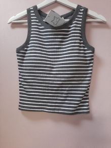New top build in bra tag attached