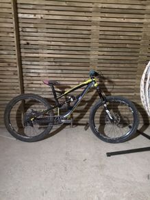 enduro mountain bike