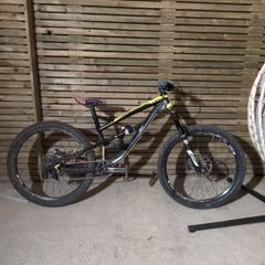 enduro mountain bike
