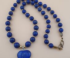 Vintage Lapis Lazuli & Heart Pendant Beads Necklace