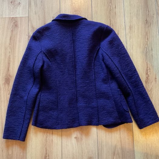 Ladies Jacket with brooch Size M