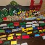 550+ Piece Train Set - Tracks, Vehicles, People, Buildings, Signs Image 5