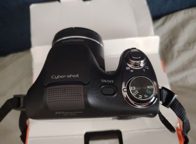 Sony Cybershot DSC-H300