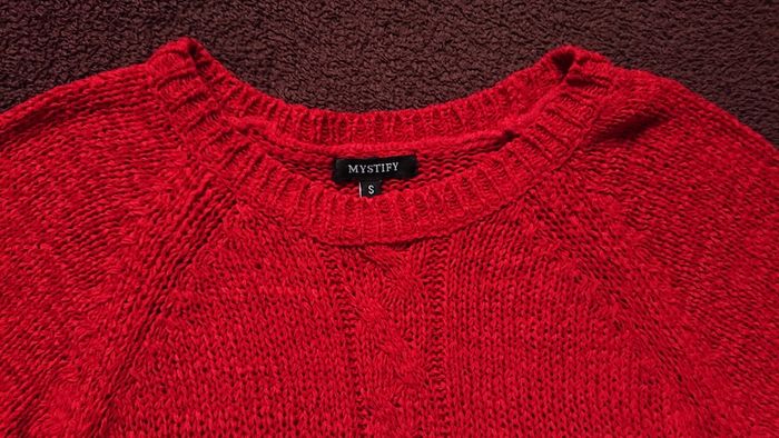 Red Jumper  Size 8-12