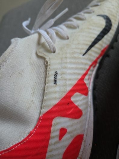 Nike skin air zoom football boots uk9