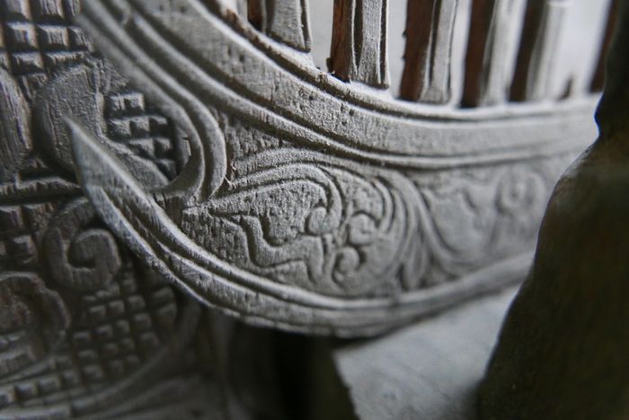 Ancient Chinese Bas-relief in Oak - Chinese Hand Carved Oak ,Antique Wall Art. (big thick and heavy) 22,8" x 21,5" thickness 8"