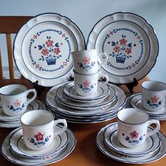 Set For 6 Cumberland Stoneware by Hearthside - BRAMBLEBERRY