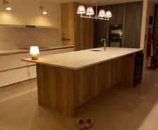 Kitchen with appliances- like new