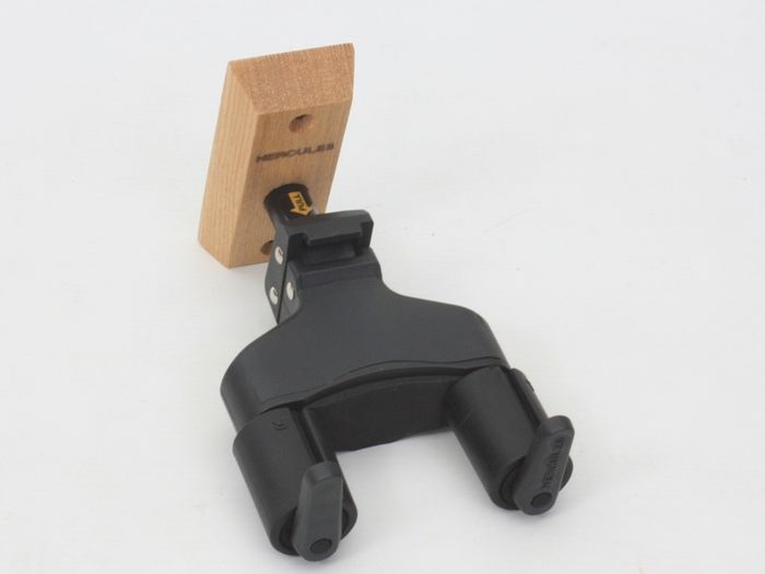 Guitar wall hanger Hercules with Auto-Grab feature