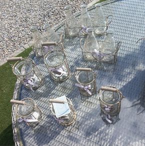 Props for weddings or parties, D18