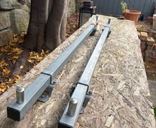 Roof bars