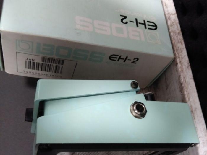 BOSS EH-2 - Vintage Enhancer (MIT).