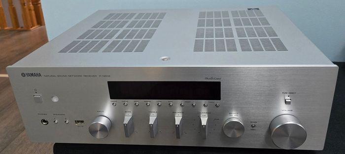 Yamaha R-N602 Music Cast Stereo Amplifier