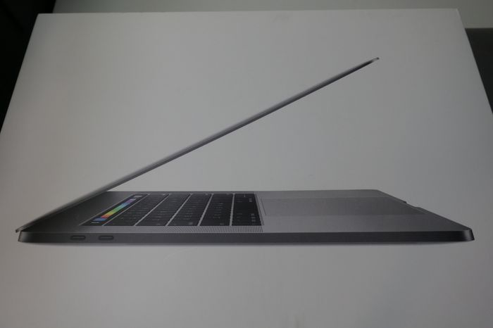 Macbook Pro 15" 2017 Ssd512gb 16gbram