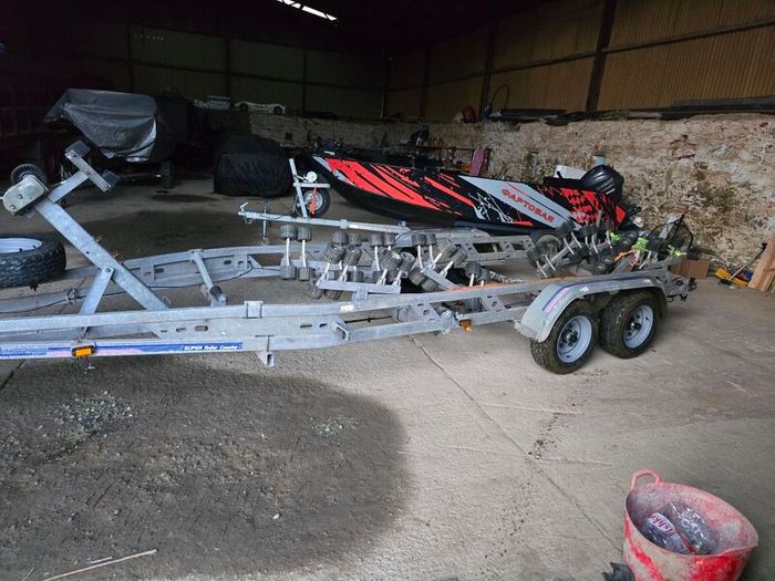 boat trailer