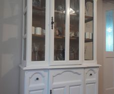 cabinet kitchen