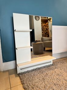 Bathroom mirror & shelves