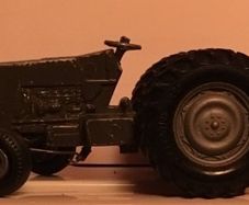 Britains Massey Ferguson 595