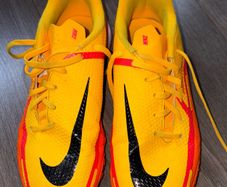 Nike Phantom Astro Football Boots Size UK 3