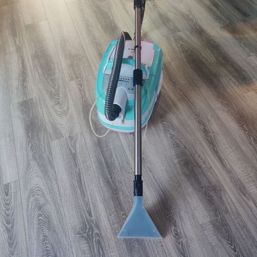 Bosh AquaWash & Clean Pro hygienic Hoover