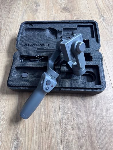 DJI Osmo Mobile 2 Smartphone Gimbal Stabilizer + Hard Case