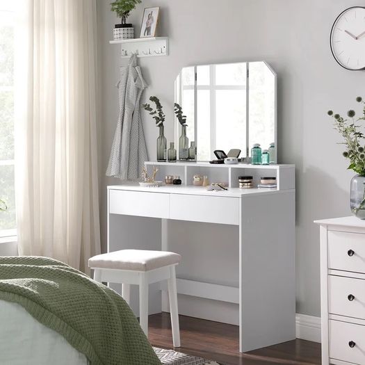 White Dressing Table With Mirrors (FREE POSTAGE)
