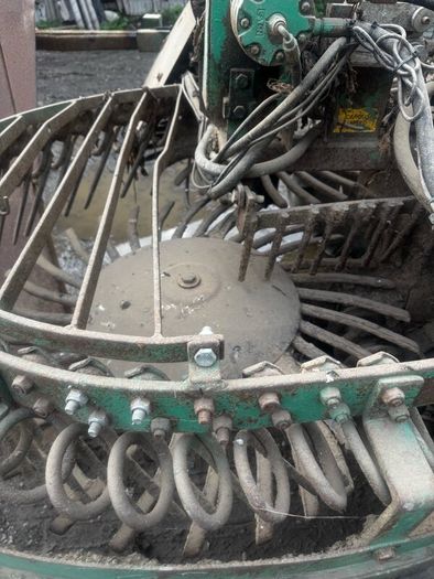 Beet harvester