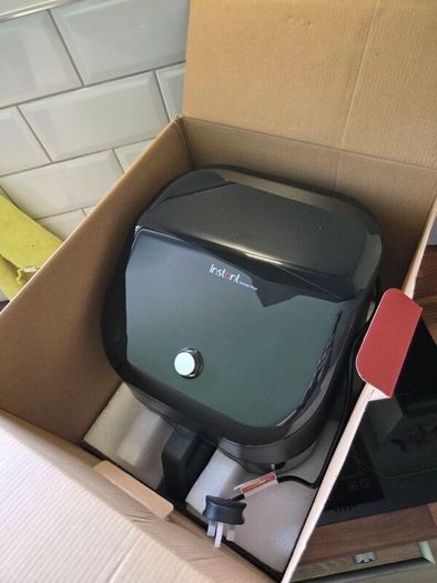 Airfryer InstantPot Vortex Plus 6in1 Multicooker - NEW