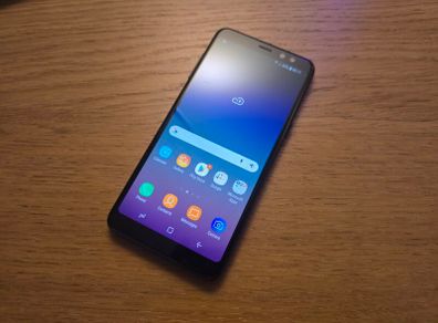 Samsung Galaxy A8 Smartphone