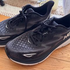 Hoka Clifton 9