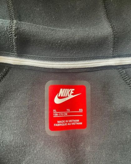 PSG Nike Tech Set