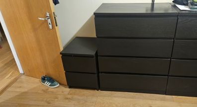 Chest of drawers small 2 draws and big 4 draws
