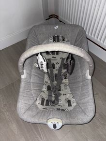 joie baby bouncer