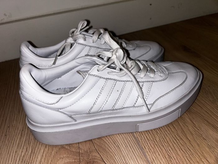Adidas runners UK 7