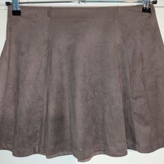 Beautiful velvet mini skirt from Forever 21