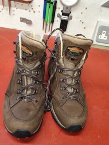 Meindl gore-tex hiking boots