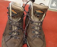 Meindl gore-tex hiking boots
