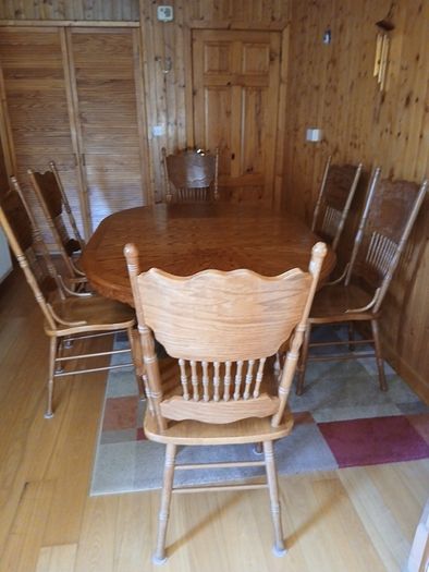 Oak Dining Table & Chairs