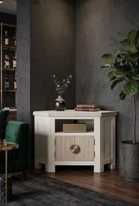 Solid tv oak cabinet