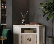 Solid tv oak cabinet