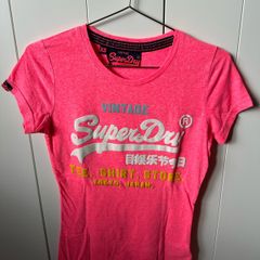 Superdry t-shirt / top for women / ladies, immaculate condition. XS
