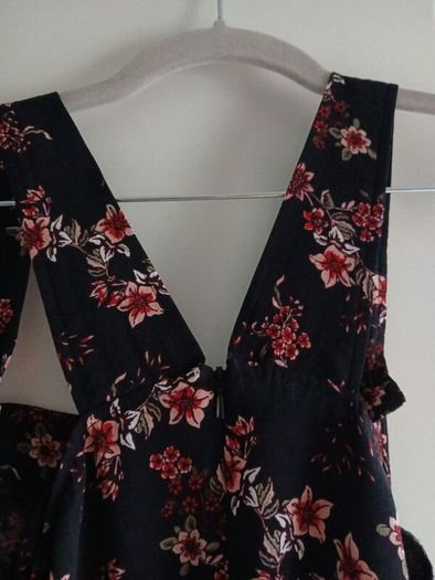 F&F floral pinafore