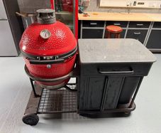 Kamado Joe ceramic bbq