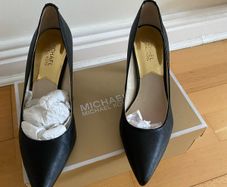 Michael Kors Shoe