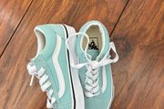 UK 13 mint green vans